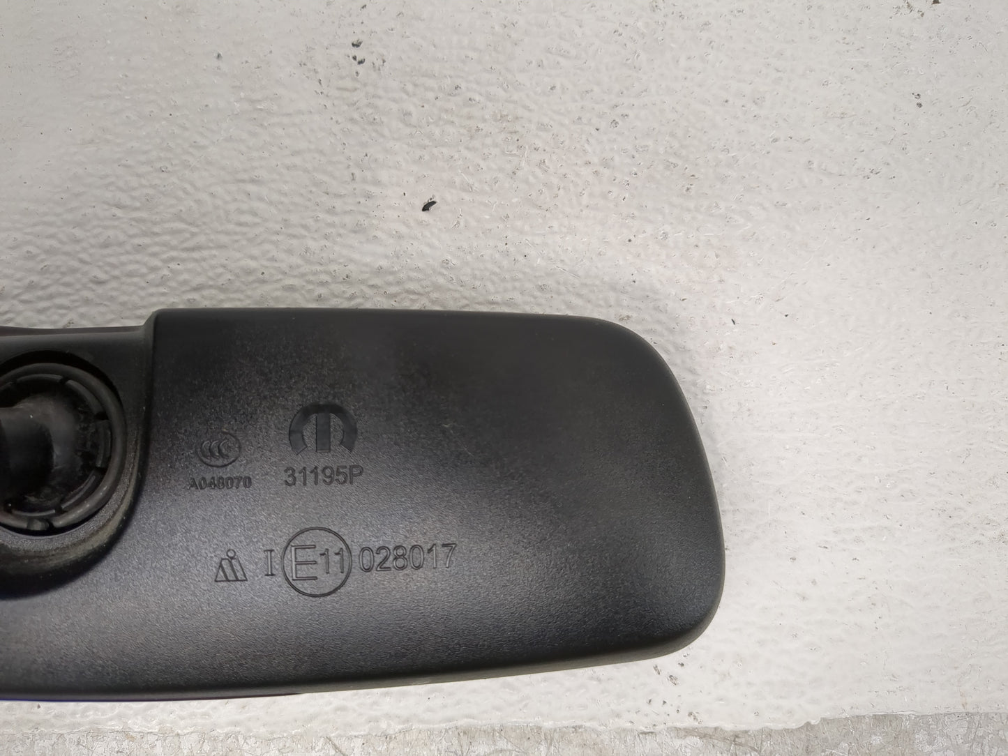 2019 Dodge Caravan Interior Rear View Mirror Replacement OEM P/N:E11028017 Fits Fits 2018 2020 OEM Used Auto Parts - Oemused