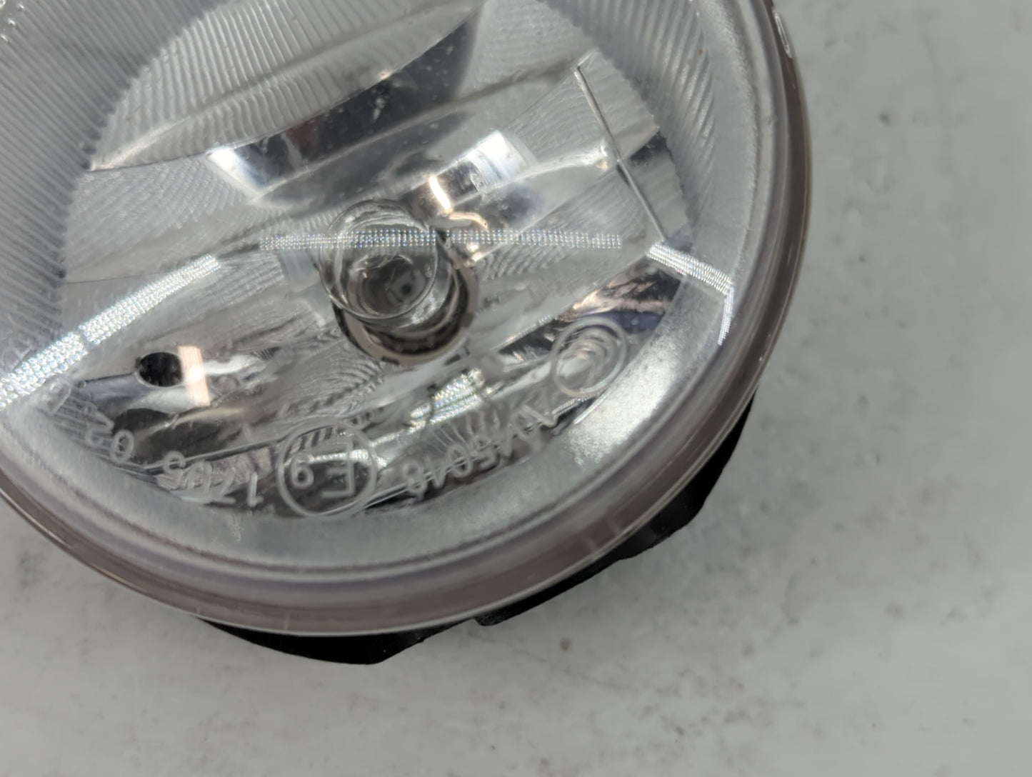 Dodge Caravan Passenger Right Oem Front Light Lamp - Oemusedautoparts1.com