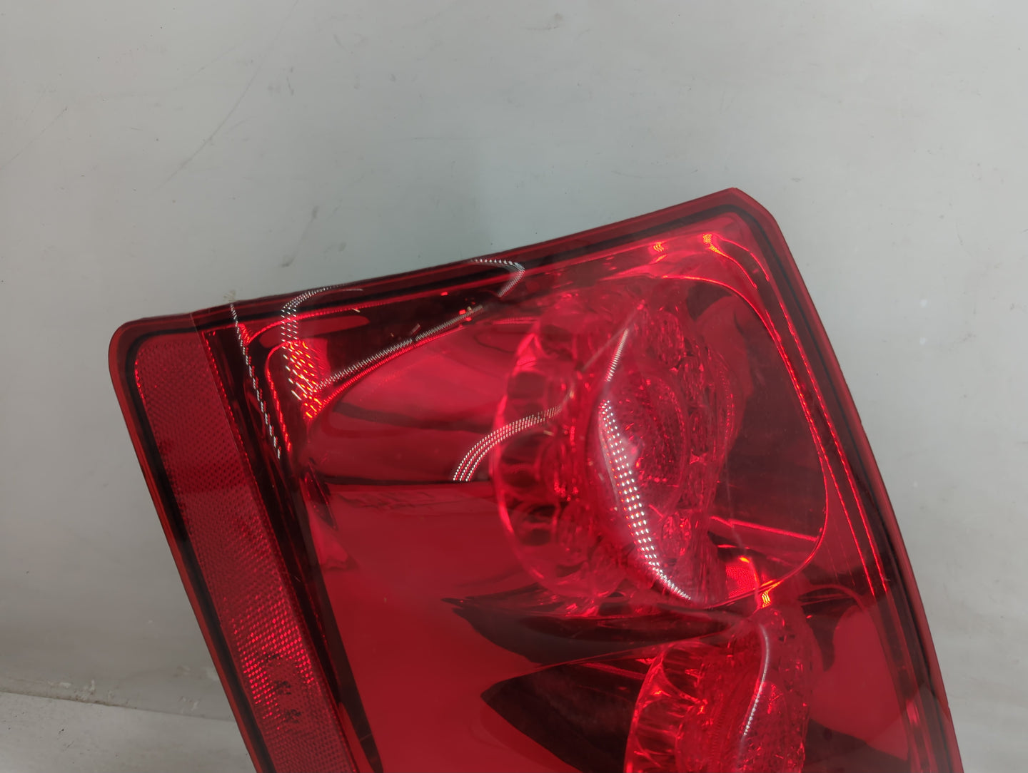 2019 Dodge Caravan Tail Light Assembly Driver Left OEM P/N:PC61837 Fits Fits 2011 2012 2013 2014 2015 2016 2017 2018 2020 OE
