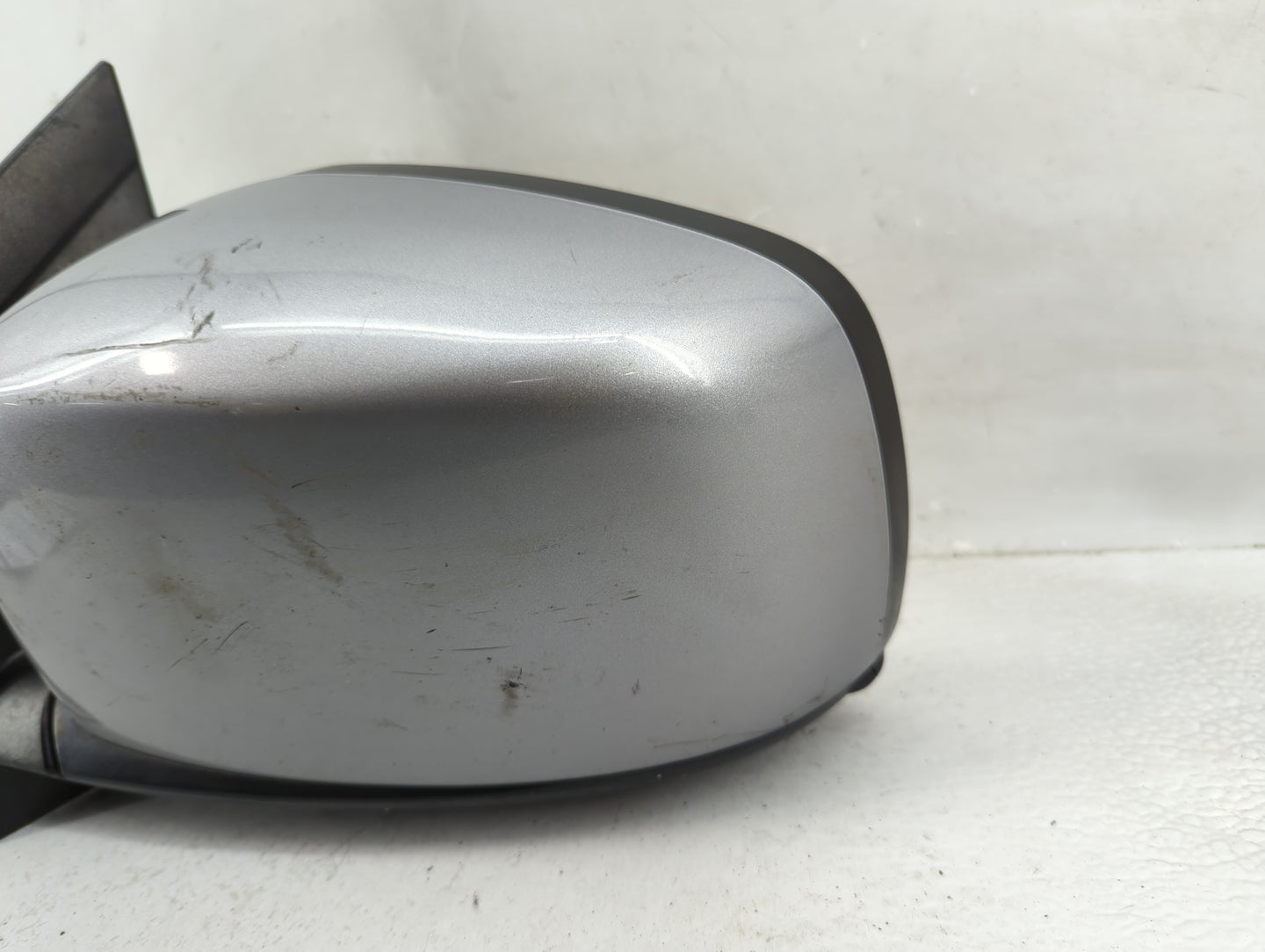 2019 Dodge Caravan Driver Side View Mirror - Left Door Mirror OEM Used - Oemusedautoparts1.com