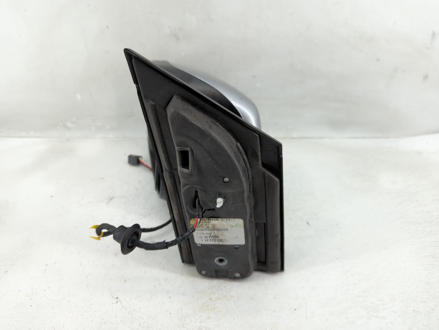 2019 Dodge Caravan Driver Side View Mirror - Left Door Mirror OEM Used - Oemusedautoparts1.com