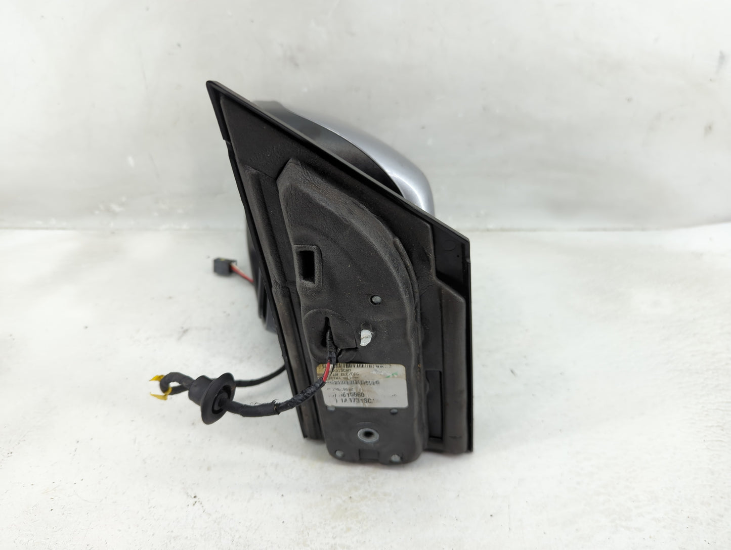 2019 Dodge Caravan Driver Side View Mirror - Left Door Mirror OEM Used - Oemusedautoparts1.com