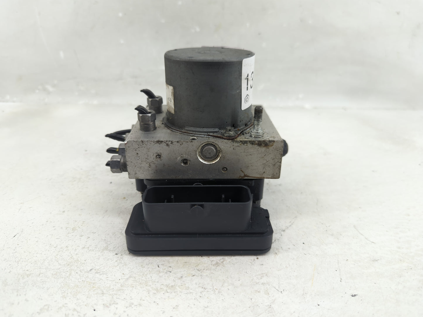 2019 Dodge Caravan ABS Pump Control Module Replacement P/N:P68443867AA Fits Fits 2015 2016 2017 2018 2020 OEM Used Auto Part