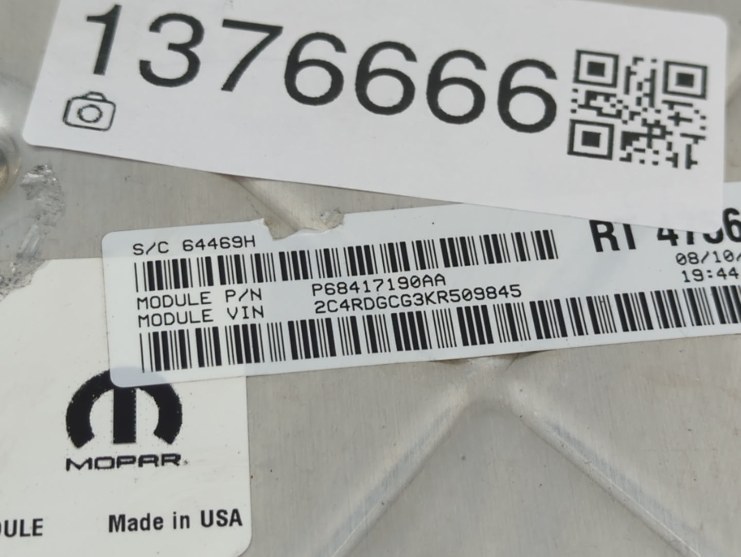 2019 Dodge Caravan PCM Engine Control Computer ECU ECM PCU OEM P/N:P68417190AA P68243295AB Fits Fits 2016 2017 2018 2020 OEM