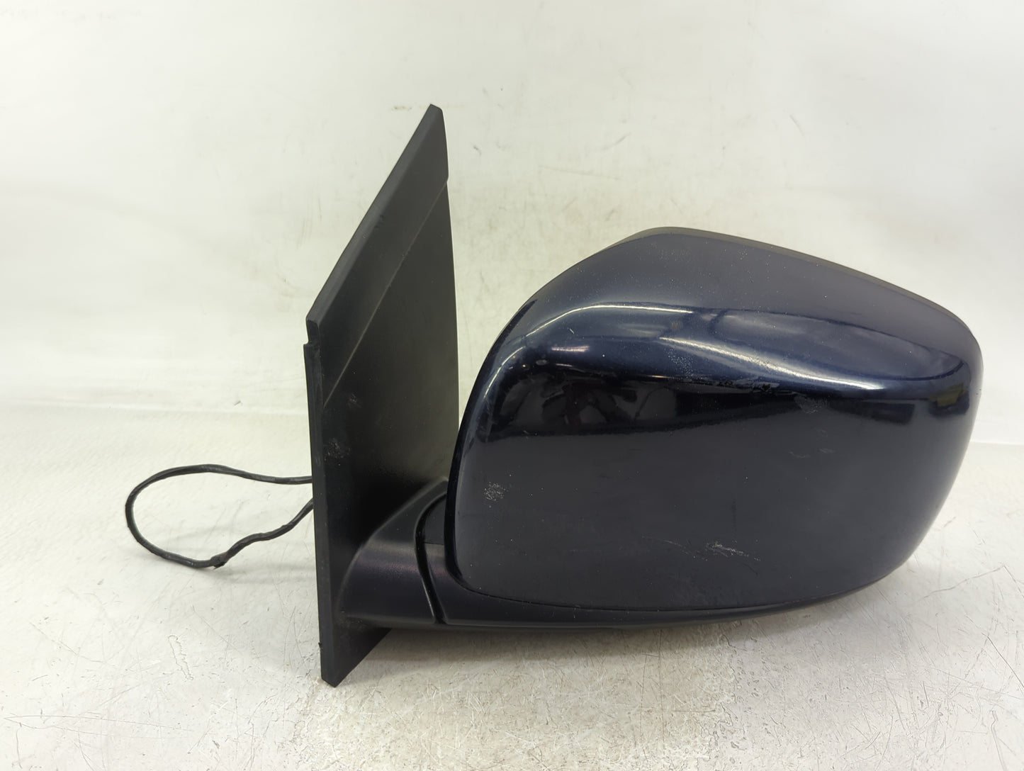 2019 Dodge Caravan Driver Side View Mirror - Left Door Mirror OEM Used - Oemusedautoparts1.com