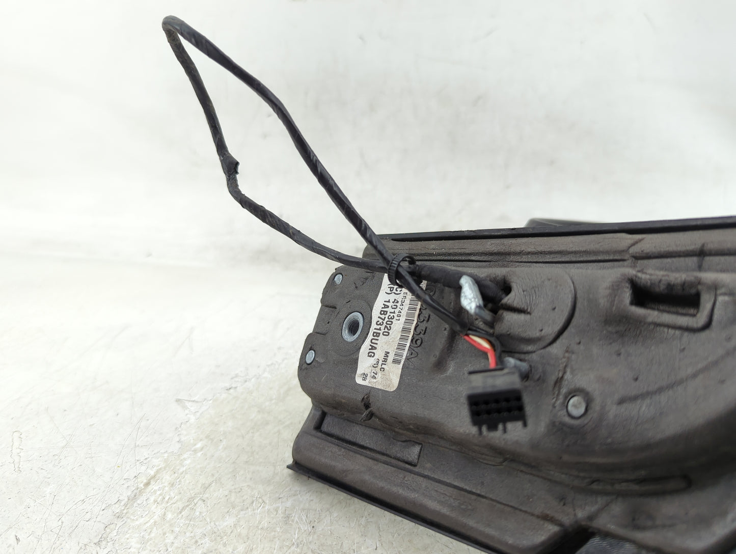 2019 Dodge Caravan Driver Side View Mirror - Left Door Mirror OEM Used - Oemusedautoparts1.com