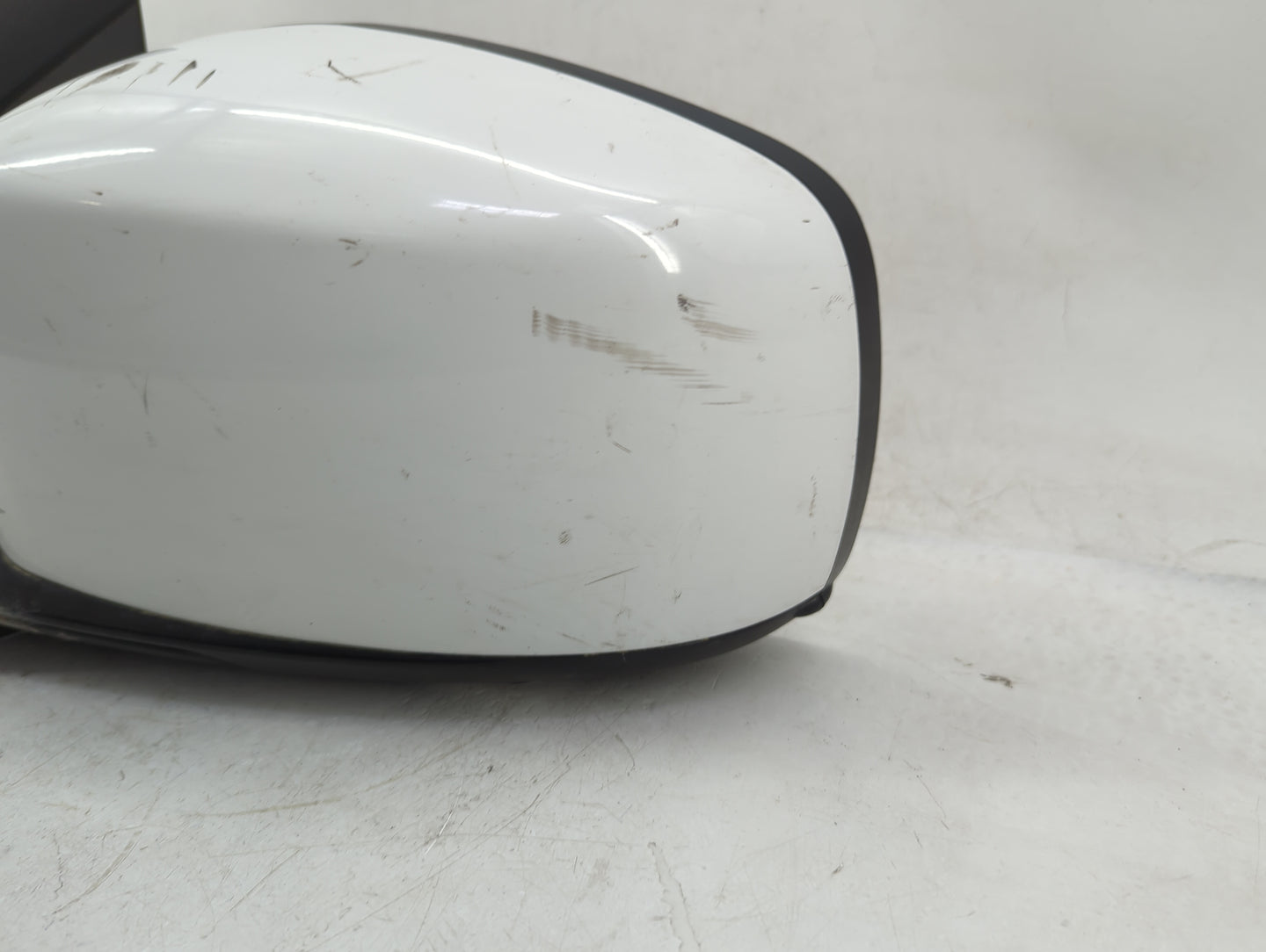 2019 Dodge Caravan Driver Side View Mirror - Left Door Mirror OEM Used - Oemusedautoparts1.com