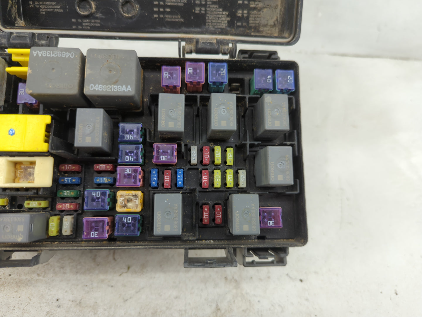 Dodge Caravan Fusebox Fuse Box Relay Module Tipm R62337-001 - Oemusedautoparts1.com