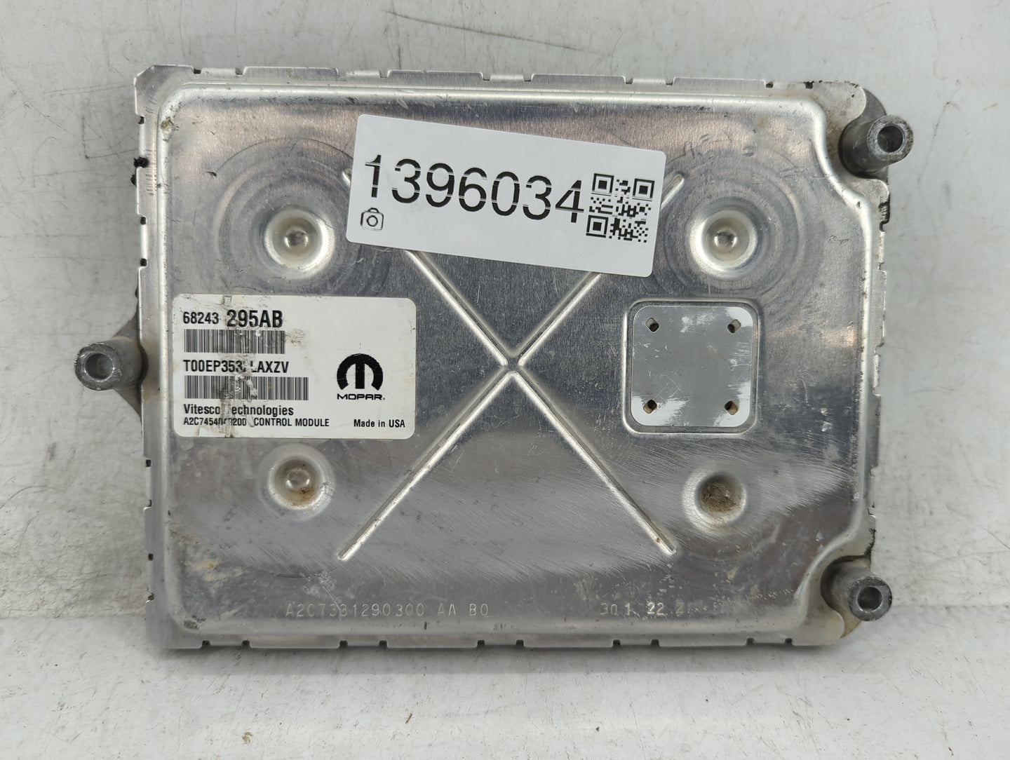 2019 Dodge Caravan PCM Engine Control Computer ECU ECM PCU OEM P/N:68243295AB Fits Fits 2016 2017 2018 2020 OEM Used Auto Pa