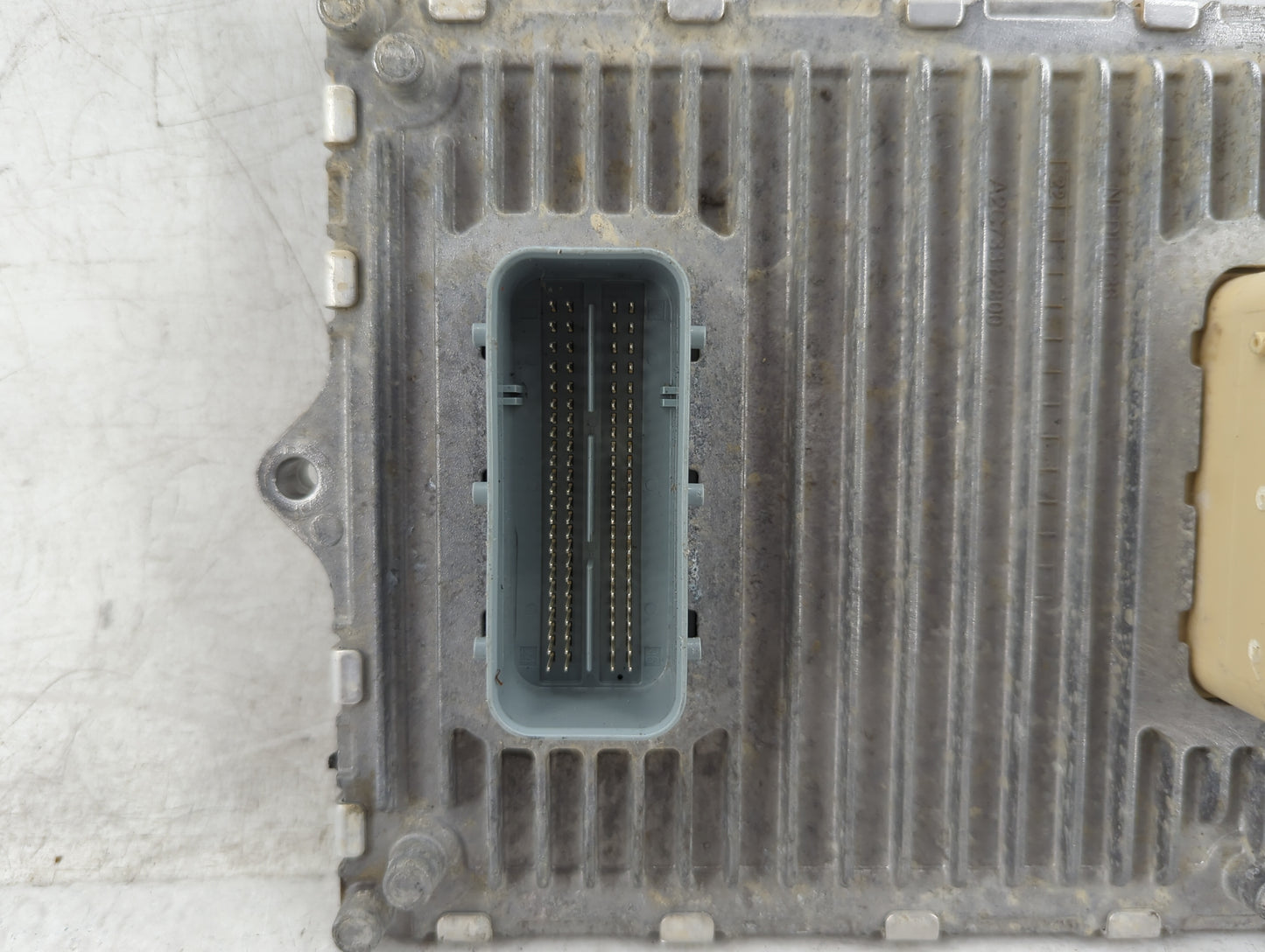 2019 Dodge Caravan PCM Engine Control Computer ECU ECM PCU OEM P/N:68243295AB Fits Fits 2016 2017 2018 2020 OEM Used Auto Pa