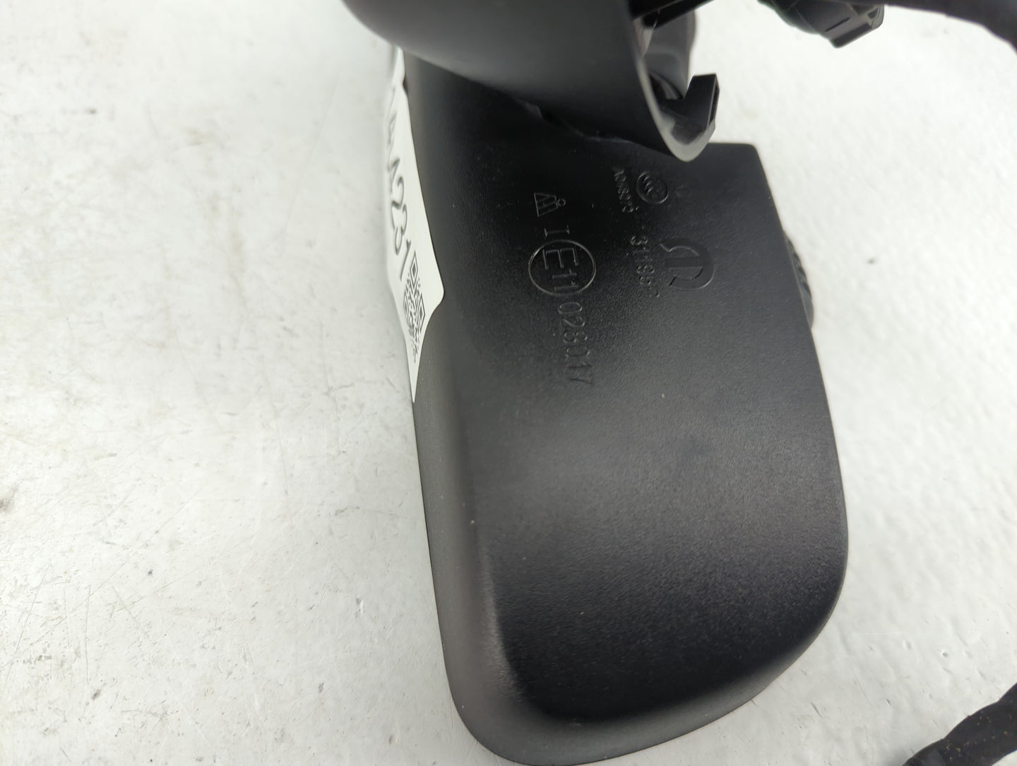 2019 Dodge Caravan Interior Rear View Mirror Replacement OEM P/N:68203591AD Fits Fits 2018 2020 OEM Used Auto Parts - Oemuse