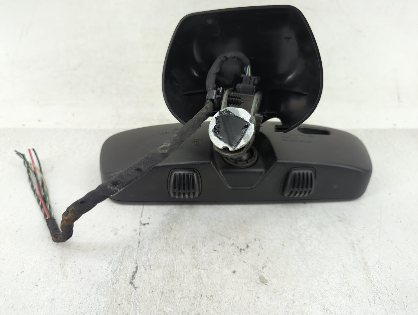 2019 Dodge Caravan Interior Rear View Mirror Replacement OEM P/N:68203591AD Fits Fits 2018 2020 OEM Used Auto Parts - Oemuse