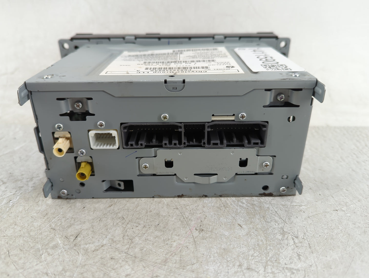 2019 Dodge Caravan Radio AM FM Cd Player Receiver Replacement P/N:P68433488AB Fits Fits 2012 2013 2014 2015 2016 2017 2018 2