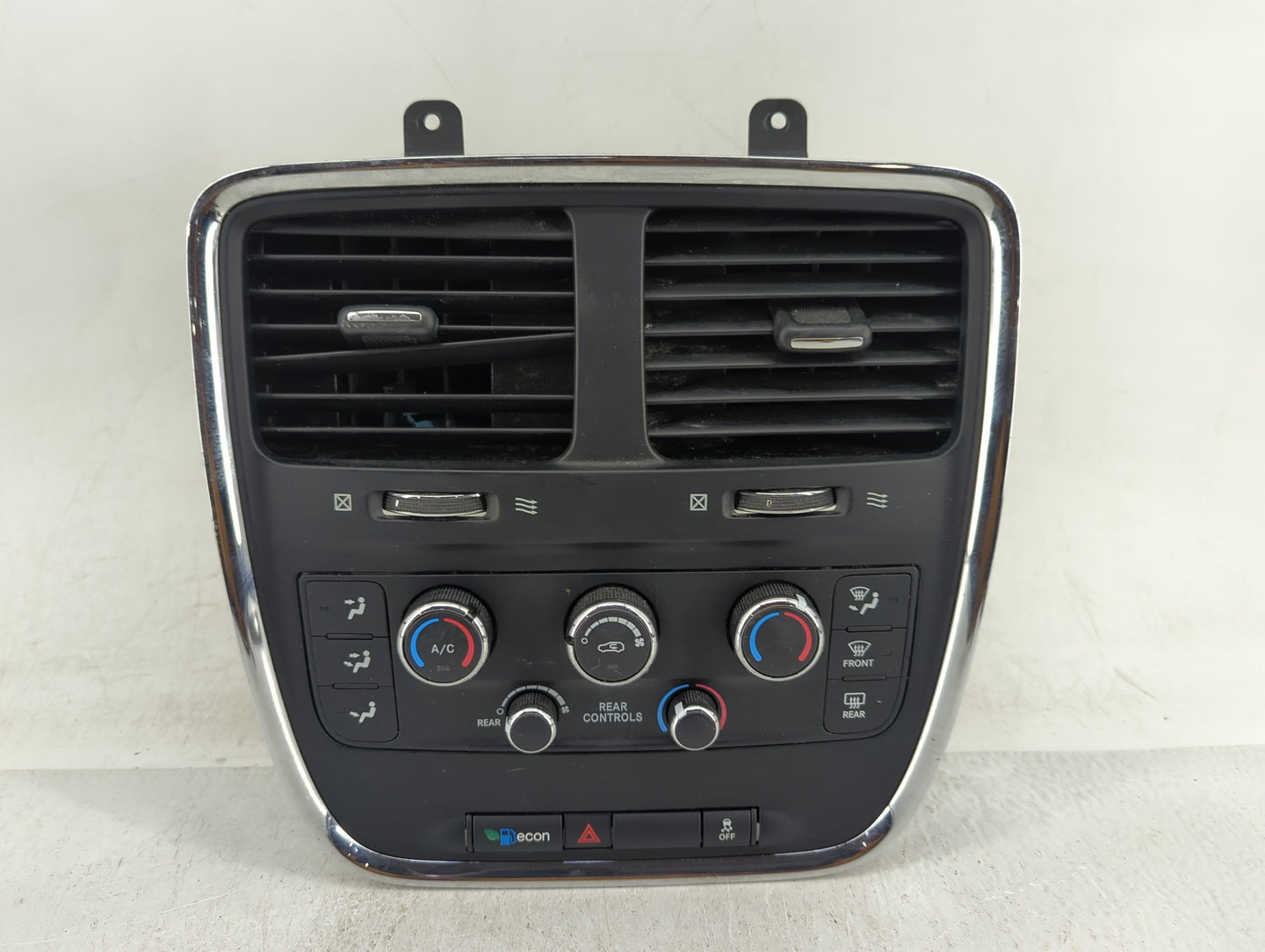 2019 Dodge Caravan Climate Control Module Temperature AC/Heater Replacement P/N:P55111240AK Fits OEM Used Auto Parts - Oemus