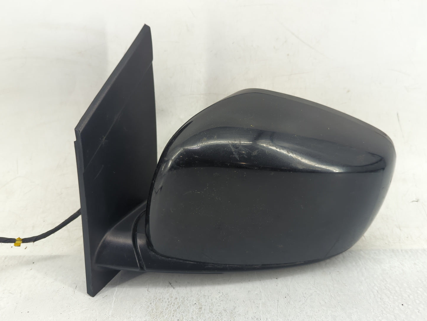 2019 Dodge Caravan Driver Side View Mirror - Left Door Mirror OEM Used - Oemusedautoparts1.com