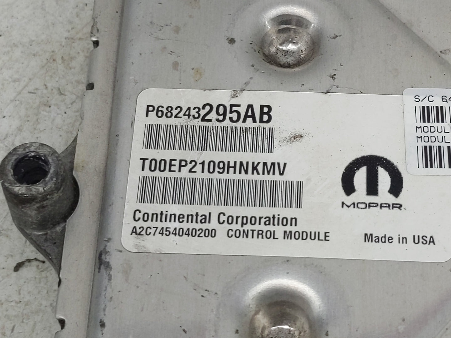 2019 Dodge Caravan PCM Engine Control Computer ECU ECM PCU OEM P/N:P68243295AB Fits Fits 2016 2017 2018 2020 OEM Used Auto P