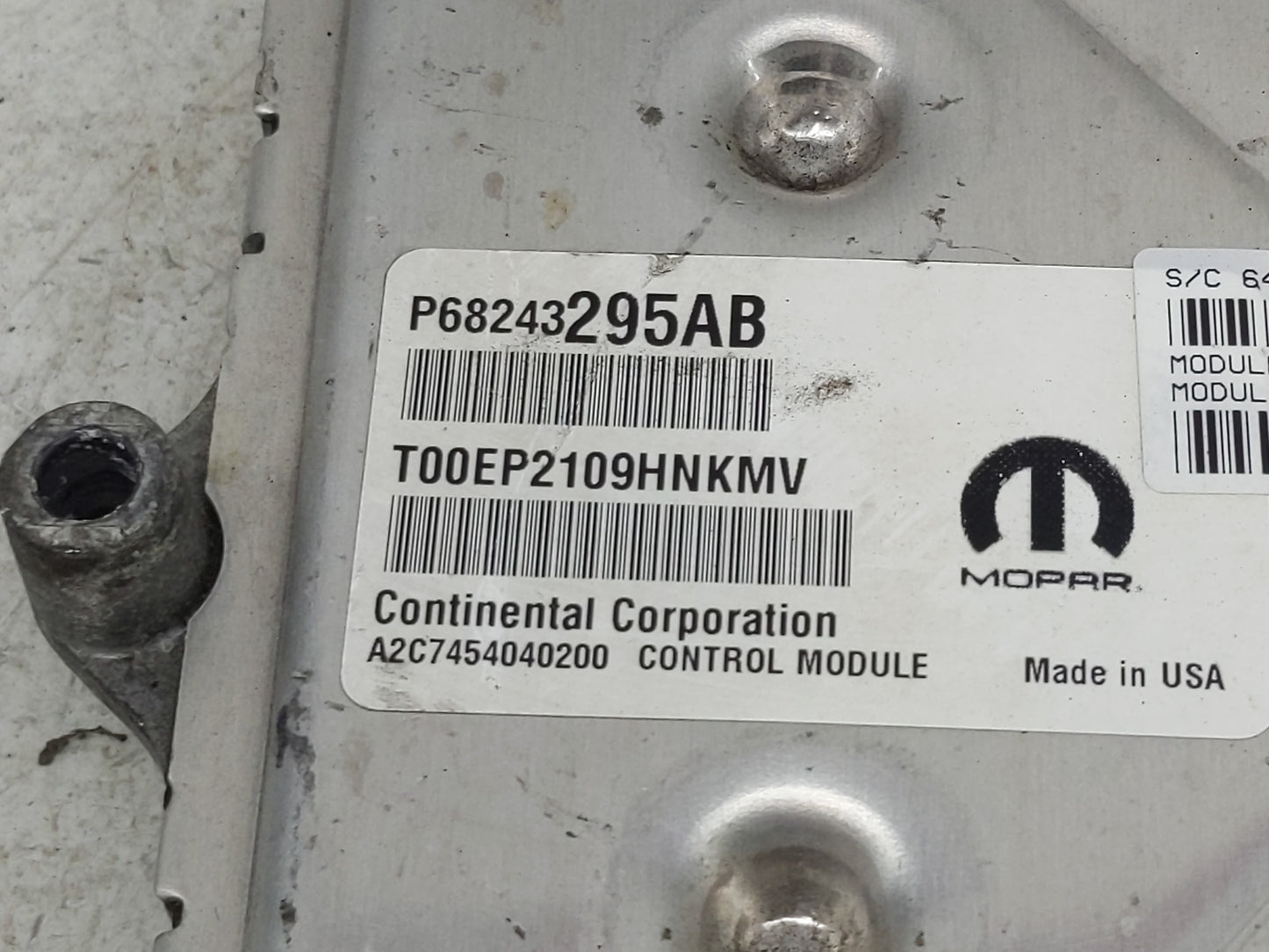 2019 Dodge Caravan PCM Engine Control Computer ECU ECM PCU OEM P/N:P68243295AB Fits Fits 2016 2017 2018 2020 OEM Used Auto P