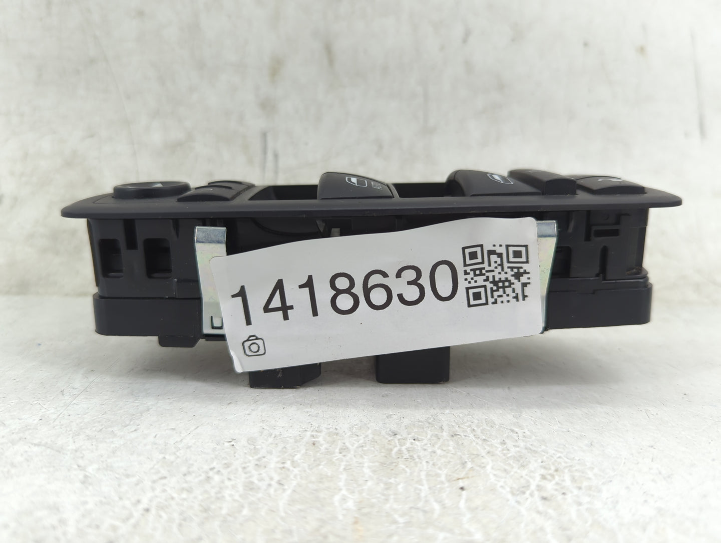 2019 Dodge Caravan Master Power Window Switch Replacement Driver Side Left P/N:68298871AA Fits OEM Used Auto Parts - Oemused