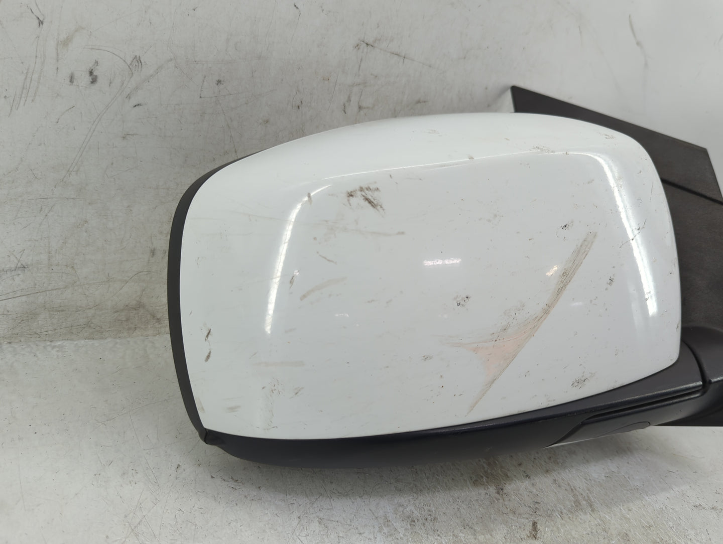 2019 Dodge Caravan Passenger Side View Mirror - Right Door Mirror OEM Used - Oemusedautoparts1.com
