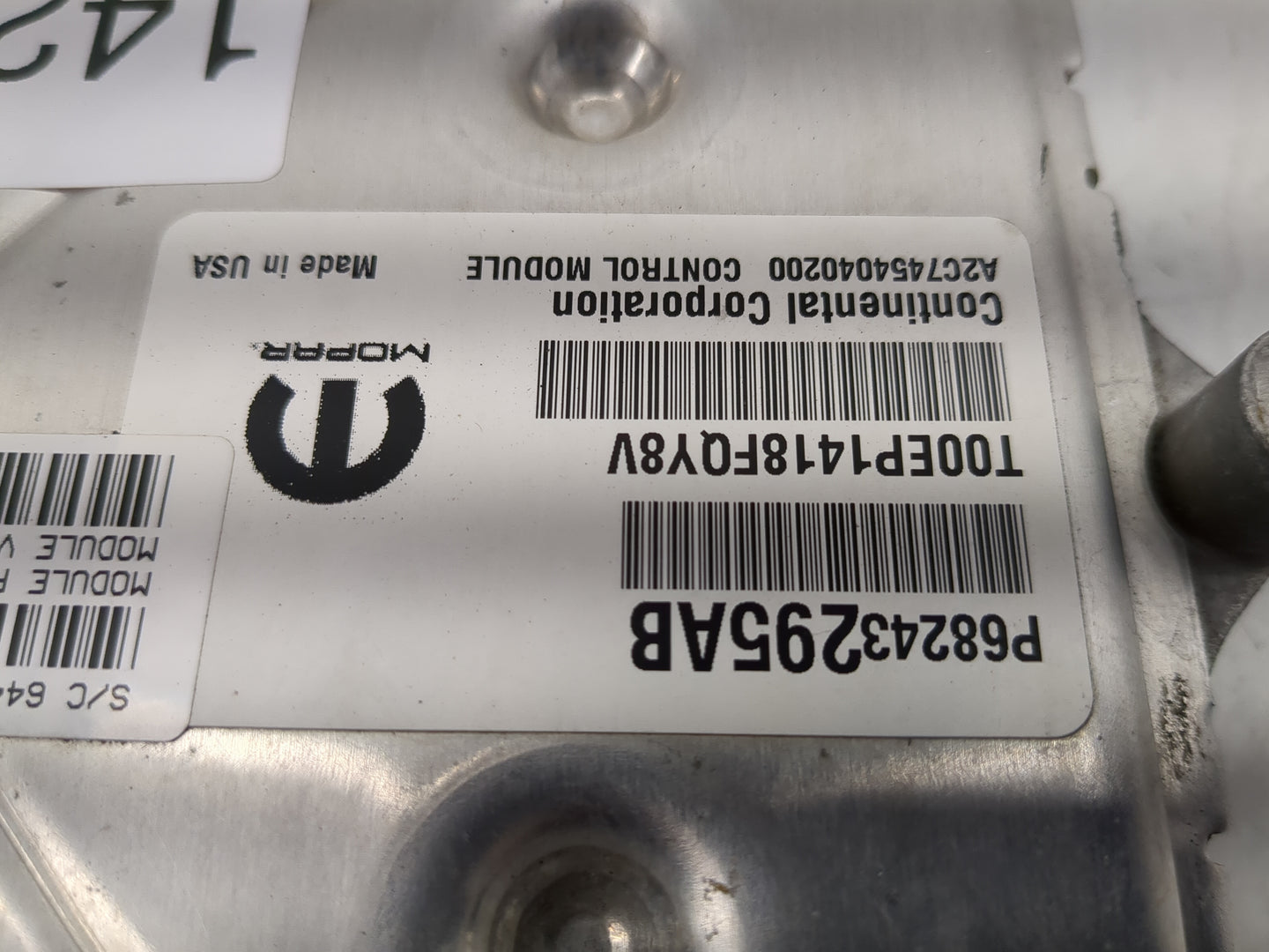 2019 Dodge Caravan PCM Engine Control Computer ECU ECM PCU OEM P/N:P68243295AB 68243295AB Fits Fits 2016 2017 2018 2020 OEM 