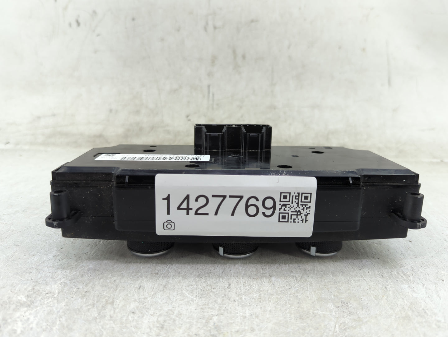2019 Dodge Caravan Climate Control Module Temperature AC/Heater Replacement P/N:P55111240AI P55111240AK Fits OEM Used Auto P