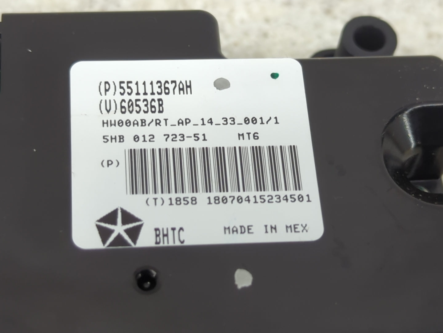 2019 Dodge Caravan Climate Control Module Temperature AC/Heater Replacement P/N:55111367AH 5HB 012 723-51 Fits OEM Used Auto