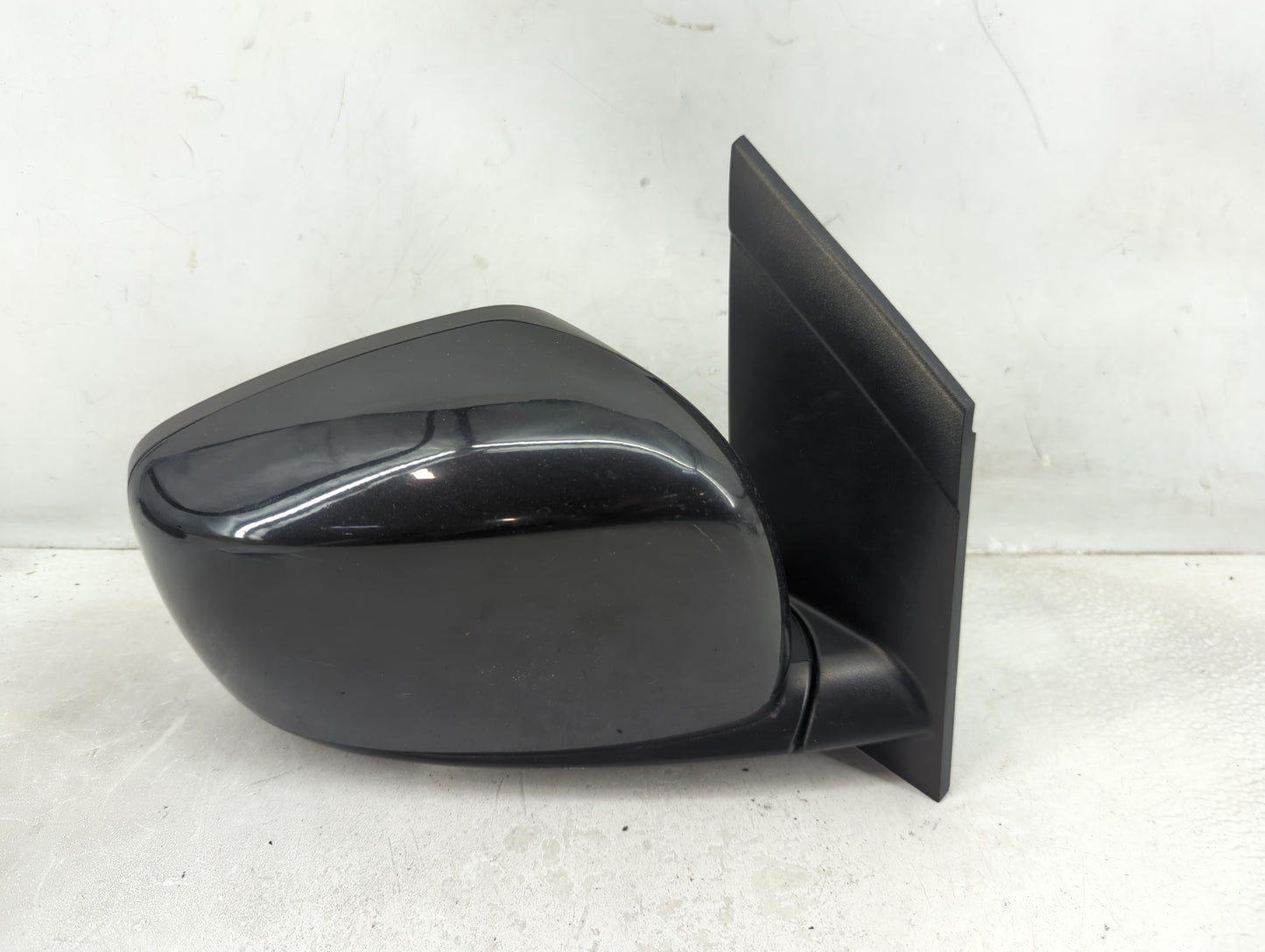 2019 Dodge Caravan Passenger Side View Mirror - Right Door Mirror OEM Used - Oemusedautoparts1.com