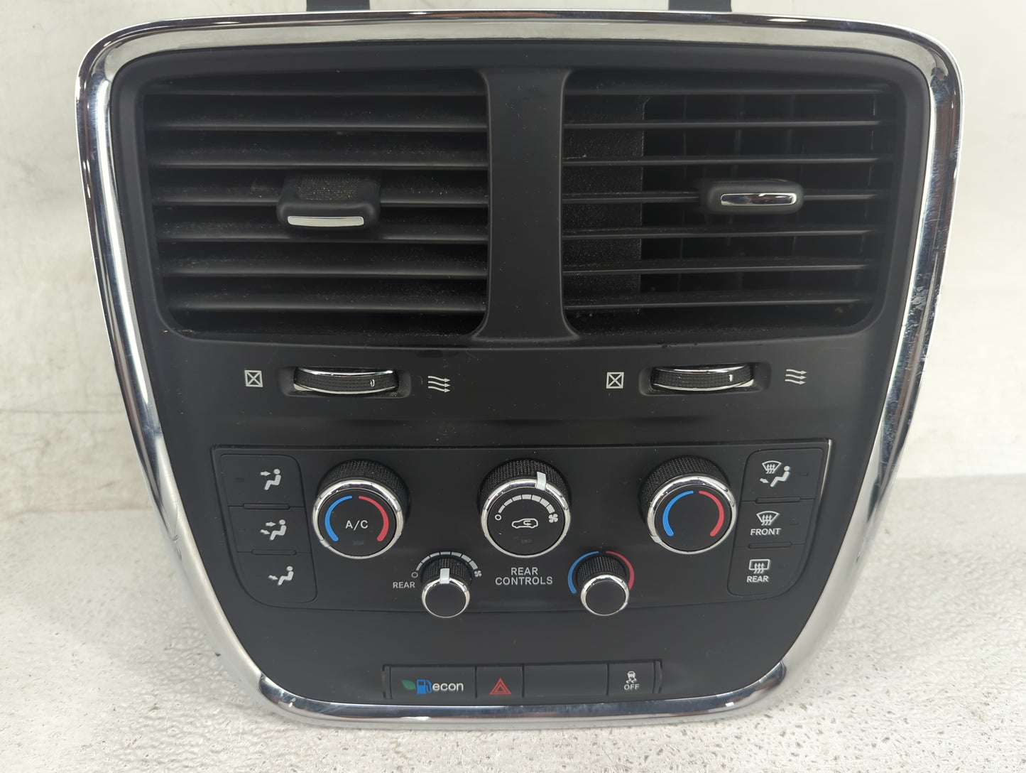 2019 Dodge Caravan Climate Control Module Temperature AC/Heater Replacement P/N:P55111240AK Fits OEM Used Auto Parts - Oemus