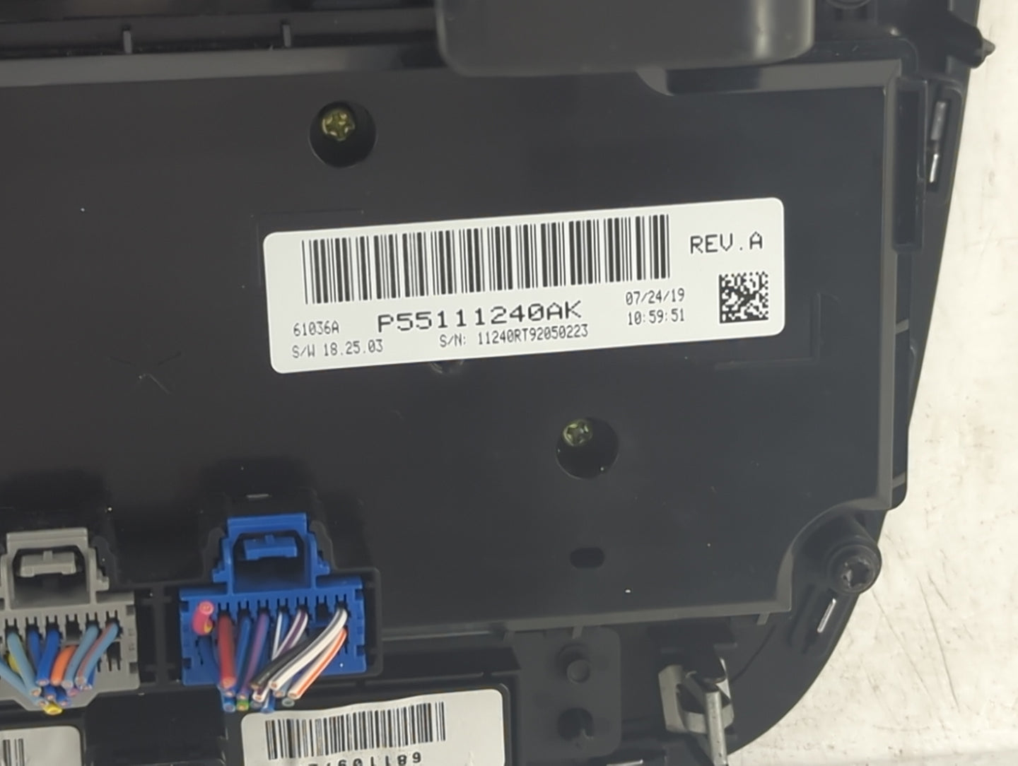 2019 Dodge Caravan Climate Control Module Temperature AC/Heater Replacement P/N:P55111240AK Fits OEM Used Auto Parts - Oemus