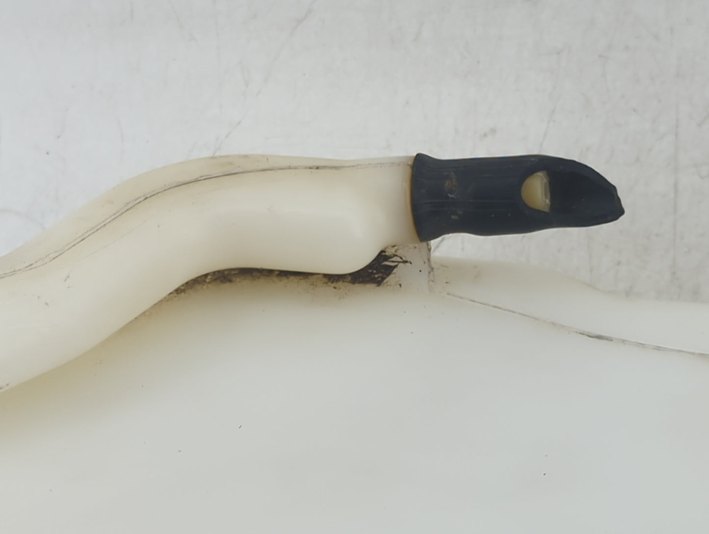 Dodge Caravan Radiator Coolant Overflow Expansion Tank Bottle - Oemusedautoparts1.com