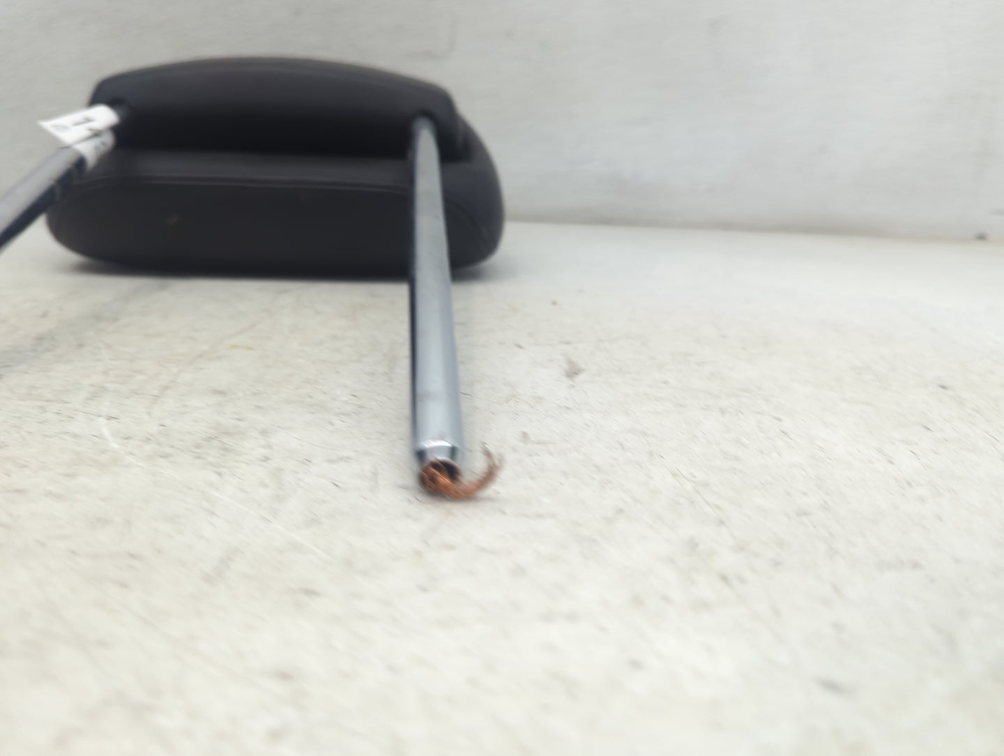 2019 Dodge Caravan Headrest Head Rest Front Driver Seat Black - Oemusedautoparts1.com