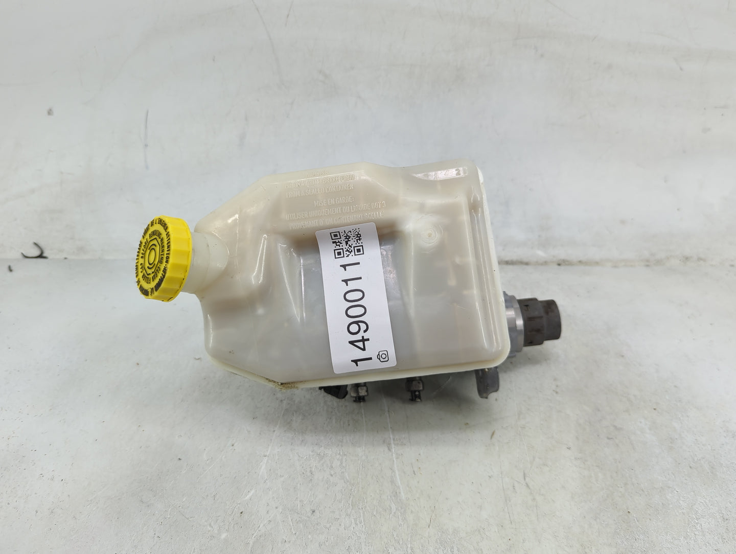 Dodge Caravan Brake Master Cylinder 1490011 - Oemusedautoparts1.com