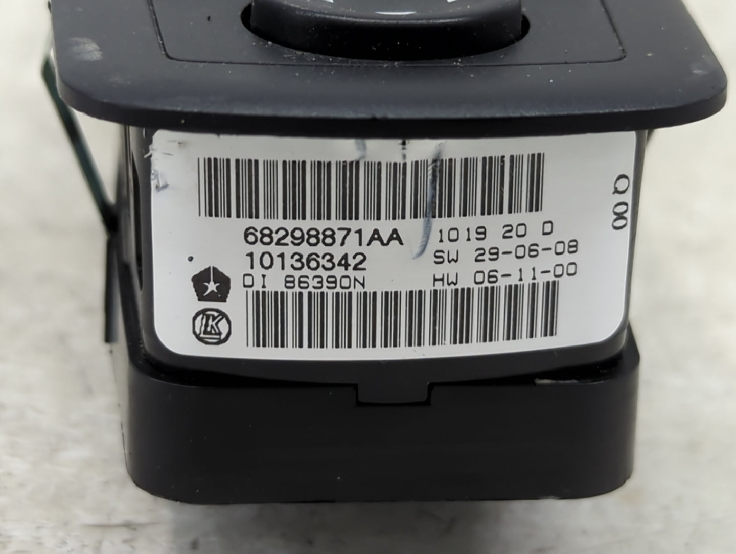 2019 Dodge Caravan Master Power Window Switch Replacement Driver Side Left P/N:68298871AA 10136342 Fits OEM Used Auto Parts 
