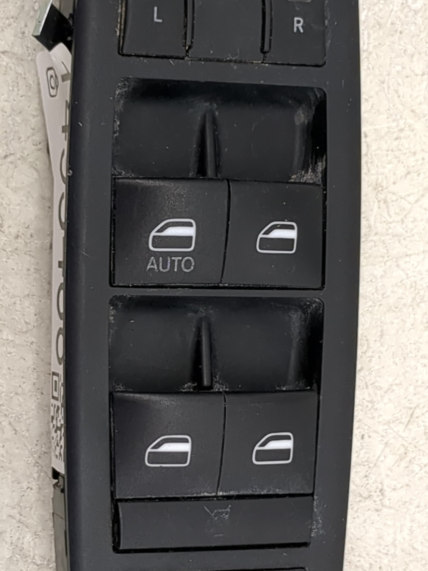 2019 Dodge Caravan Master Power Window Switch Replacement Driver Side Left P/N:68268371AA 10136342 Fits OEM Used Auto Parts 