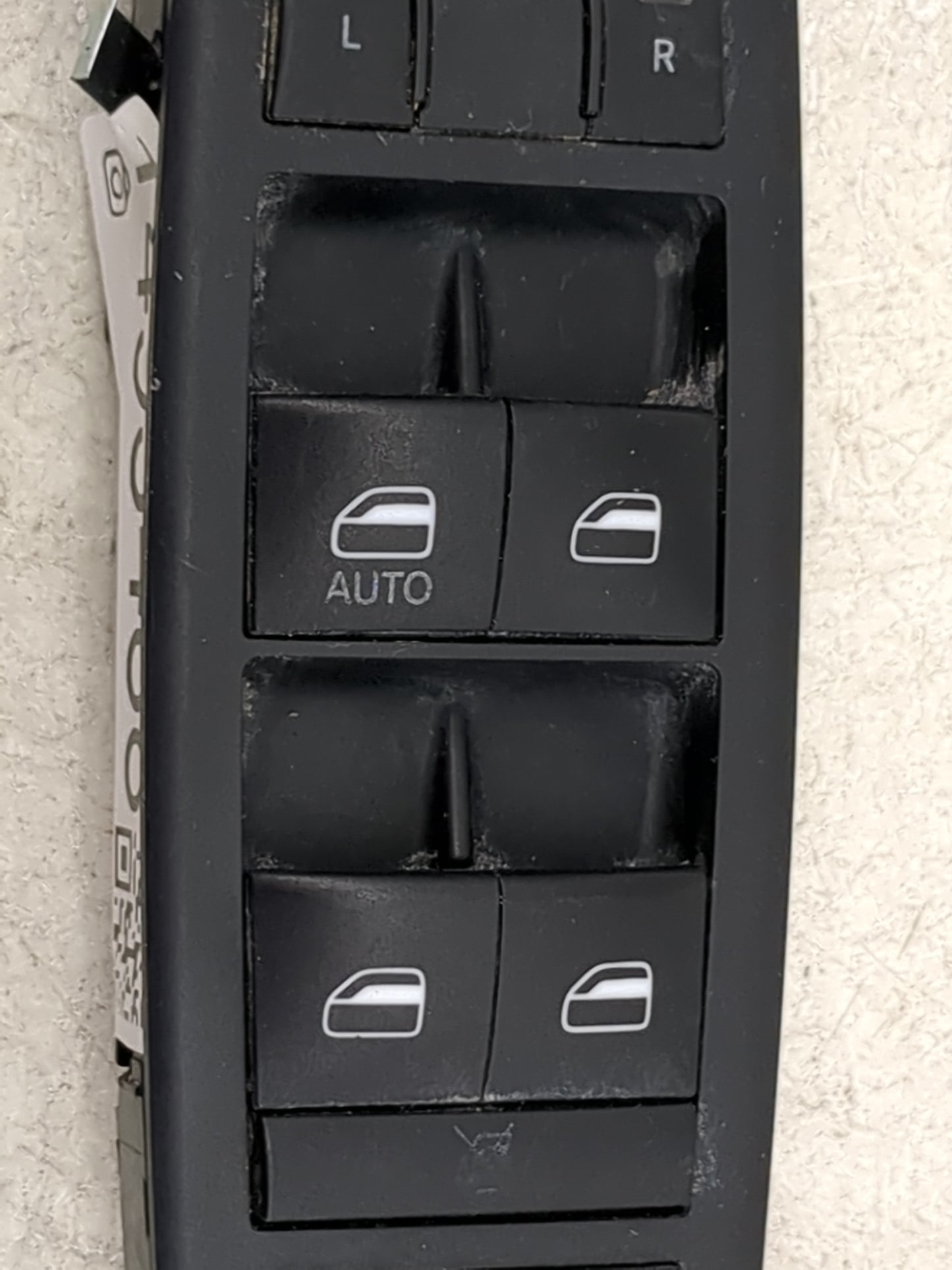 2019 Dodge Caravan Master Power Window Switch Replacement Driver Side Left P/N:68268371AA 10136342 Fits OEM Used Auto Parts 