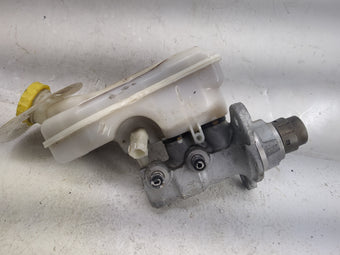 compare product Dodge Caravan Brake Master Cylinder 1497274