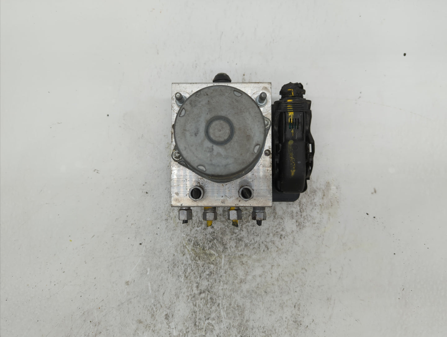 2019 Dodge Caravan ABS Pump Control Module Replacement P/N:68183803AC P68183803AC, 68443867AA Fits Fits 2015 2016 2017 2018 