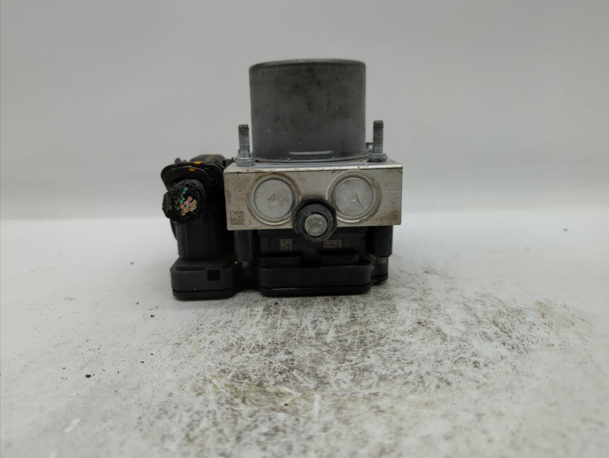 2019 Dodge Caravan Anti-Lock Brake ABS Pump Module Actuator OEM P/N:68183803AC P68183803AC Fits Fits 2015 2016 2017 2018 202