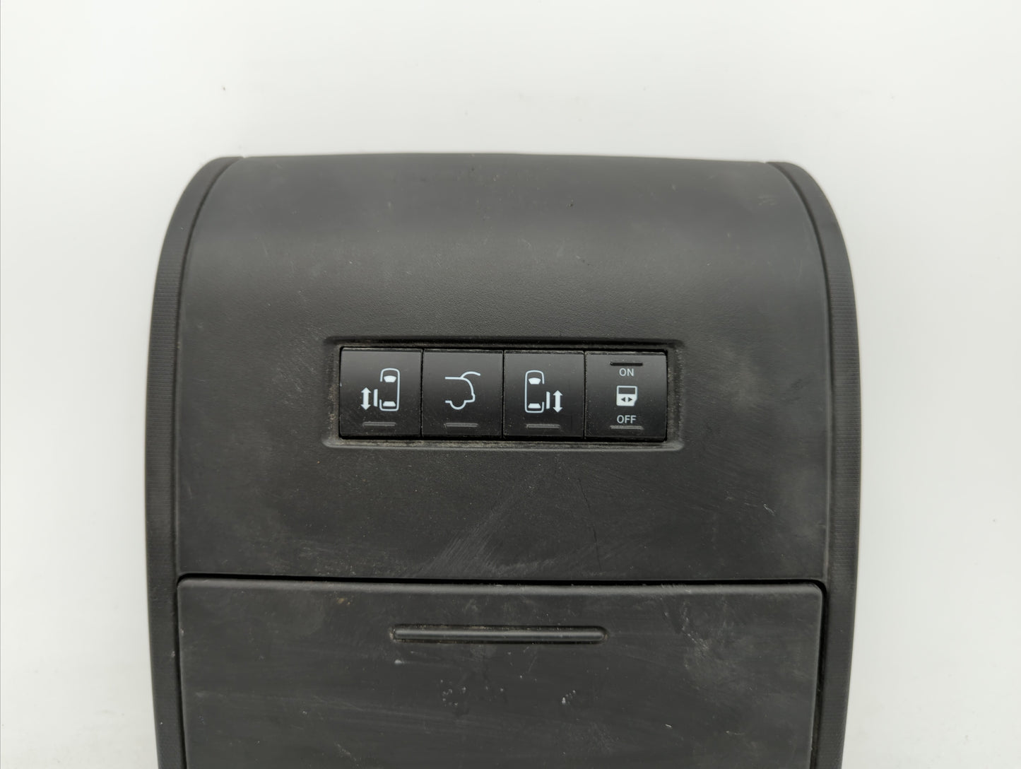 2019 Dodge Caravan Overhead Roof Console - Oemusedautoparts1.com
