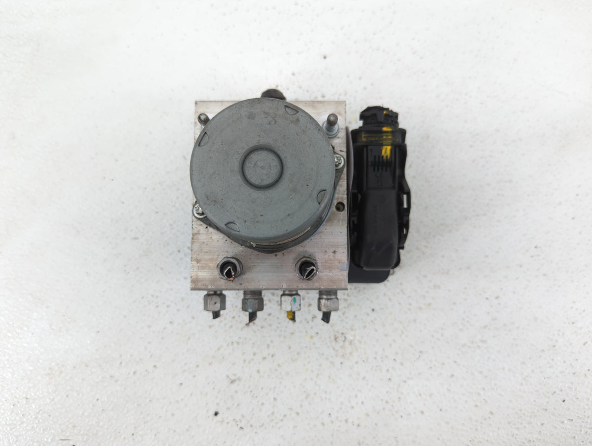 2019 Dodge Caravan Anti-Lock Brake ABS Pump Module Actuator OEM P/N:68183803AC P68183803AC Fits Fits 2015 2016 2017 2018 202
