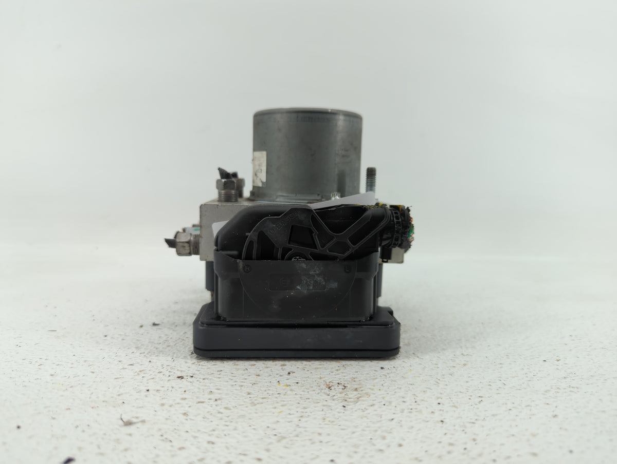 2019 Dodge Caravan Anti-Lock Brake ABS Pump Module Actuator OEM P/N:68183803AC P68183803AC Fits Fits 2015 2016 2017 2018 202