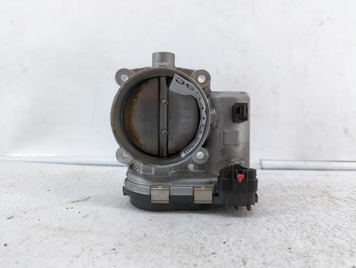 2019 Dodge Caravan Throttle Body P/N:05184349AC 05184349AE, 05184349AF Fits Fits 2011 2012 2013 2014 2015 2016 2017 2018 OEM
