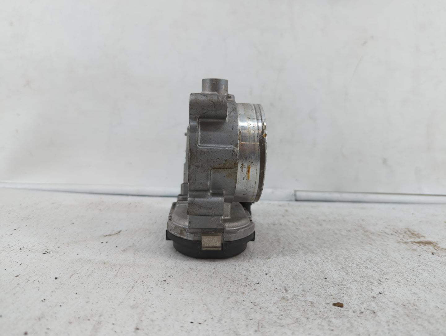 2019 Dodge Caravan Throttle Body P/N:05184349AC 05184349AE, 05184349AF Fits Fits 2011 2012 2013 2014 2015 2016 2017 2018 OEM