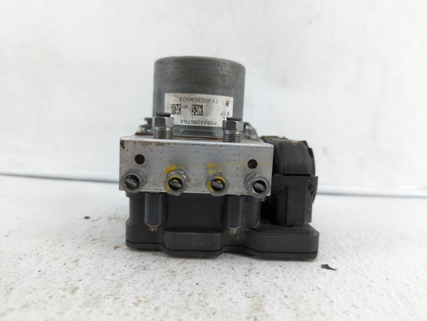 2019 Dodge Caravan ABS Pump Control Module Replacement P/N:68183803AC P68183803AC, 68443867AA Fits Fits 2015 2016 2017 2018 