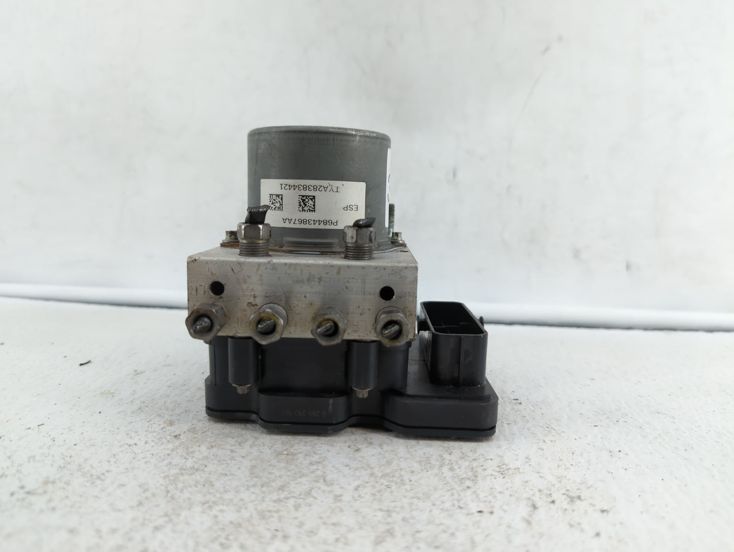 2019 Dodge Caravan ABS Pump Control Module Replacement P/N:68443867AA P68183803AD, 68183803AD Fits Fits 2015 2016 2017 2018 