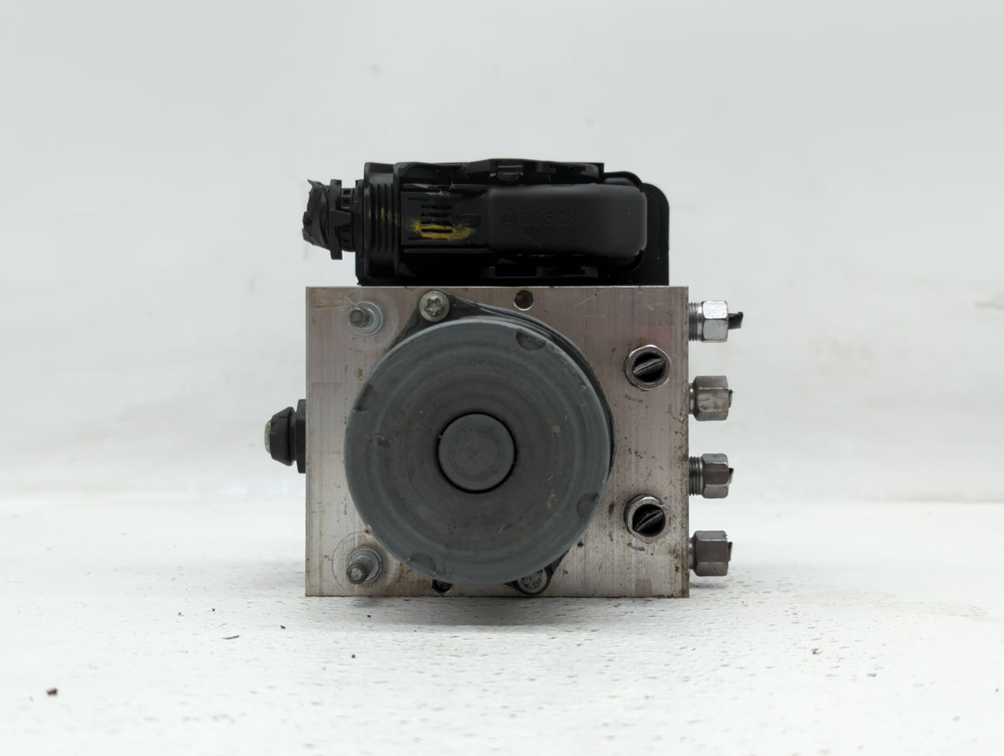 2019 Dodge Caravan ABS Pump Control Module Replacement P/N:68183803AC P68183803AC, 68443867AA Fits Fits 2015 2016 2017 2018 