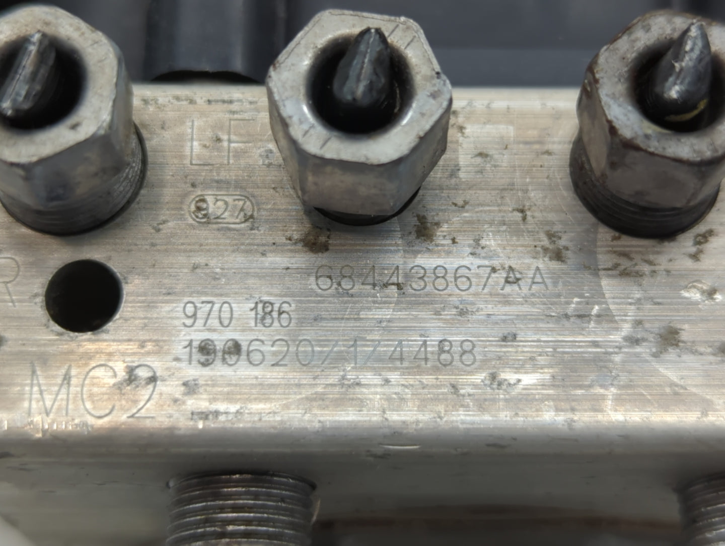 2019 Dodge Caravan ABS Pump Control Module Replacement P/N:P68049120AB 68183803AD, P68443867AA Fits Fits 2015 2016 2017 2018