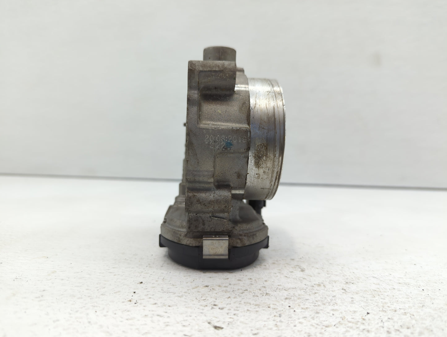 2019 Dodge Caravan Throttle Body P/N:05184349AE Fits Fits 2011 2012 2013 2014 2015 2016 2017 2018 2020 2021 2022 OEM Used Au