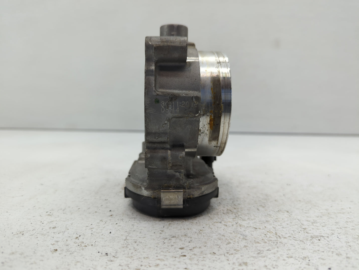 2019 Dodge Caravan Throttle Body P/N:05184349AE Fits Fits 2011 2012 2013 2014 2015 2016 2017 2018 2020 2021 2022 OEM Used Au