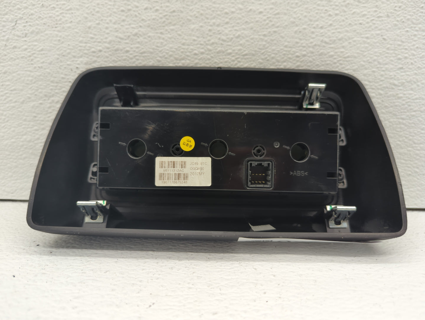 2019 Dodge Caravan Climate Control Module Temperature AC/Heater Replacement P/N:55111312AC Fits OEM Used Auto Parts - Oemuse